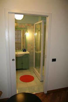 Ripa Del Naviglio B&B Milan Luaran gambar